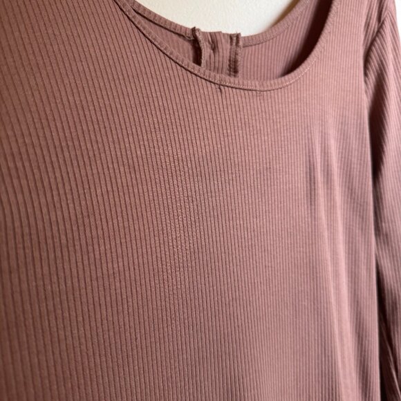 Heart & Hips Maternity Ribbed Mid Length Dress‎ Mauve  Women's XL (X135) - Picture 9 of 10